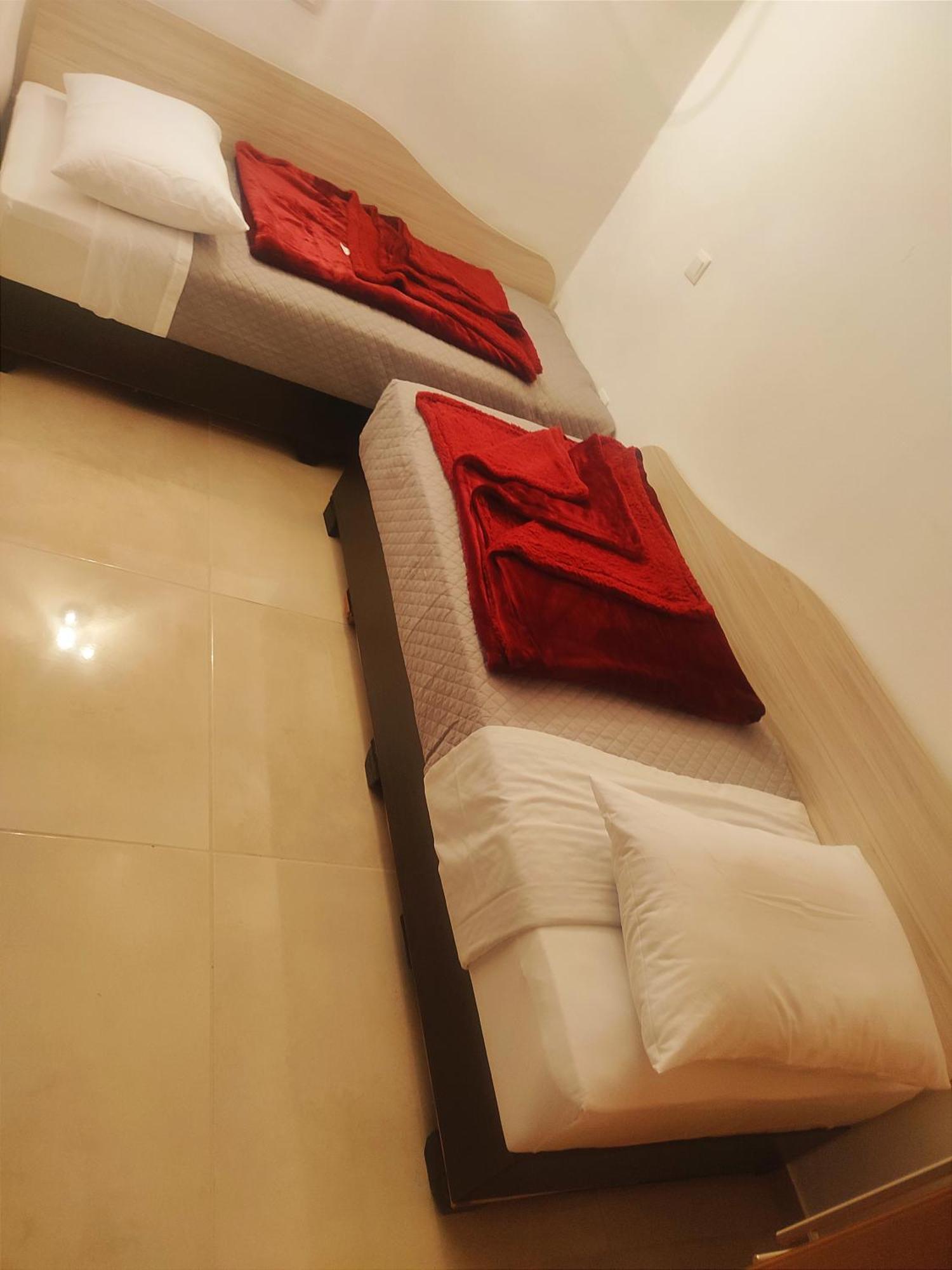 Precious Apartment Corinth Exterior foto